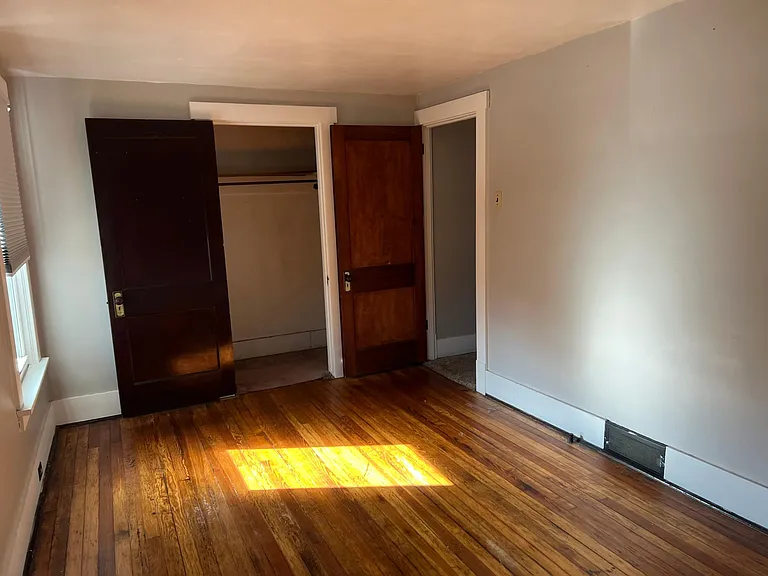 616 Peebles St — Photo 12