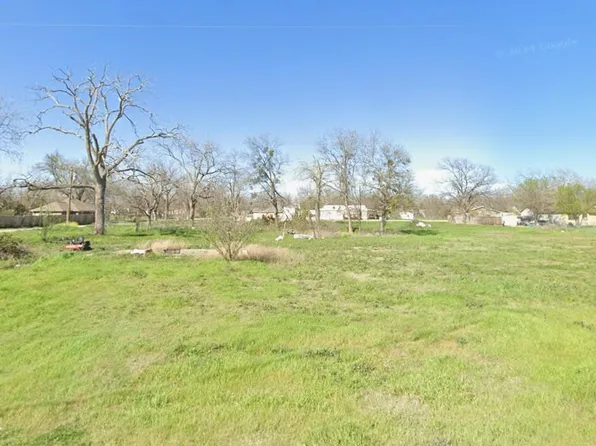 629 W Aisne St, Bartlett, TX 76511