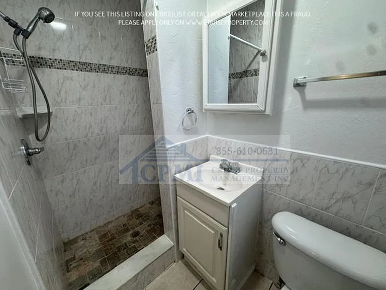 1822 Dixianna St Hollywood, FL 33020 — Photo 15