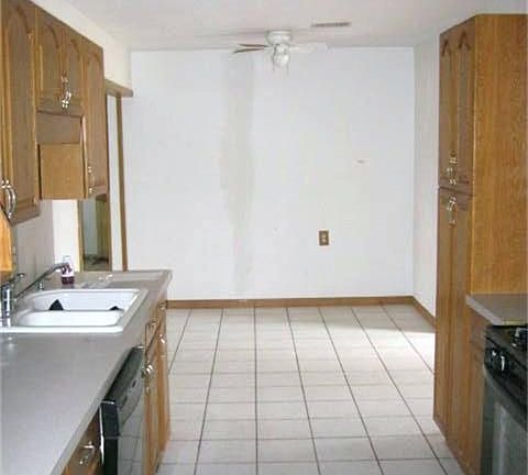 5th image of 1502 Westward Ave