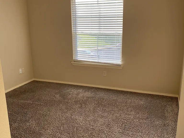 232 Rose St — Photo 11