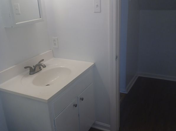 17 E Granby Rd #17C
