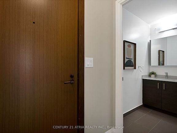 3rd image of 8228 Birchmount Rd #522