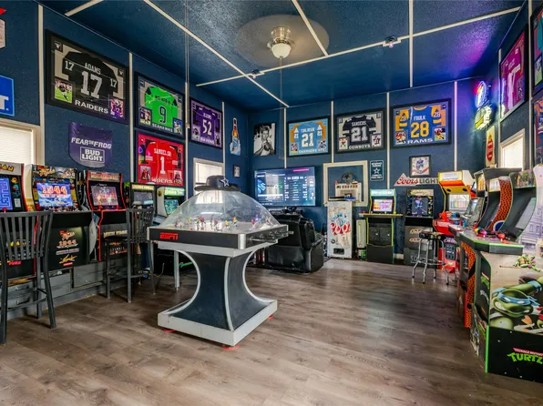 208 Yucca Dr, Weatherford, TX 76087