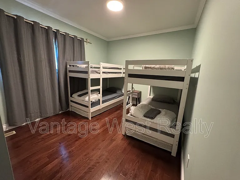 1556 Pritchard Dr — Photo 14