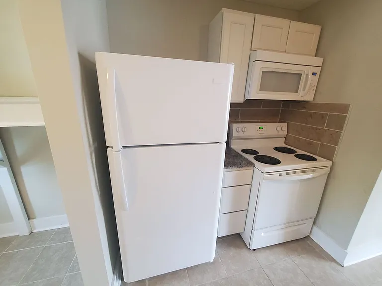 232C Woodrow St — Photo 4