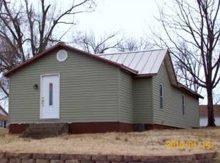115 E Olden St, West Plains, MO 65775