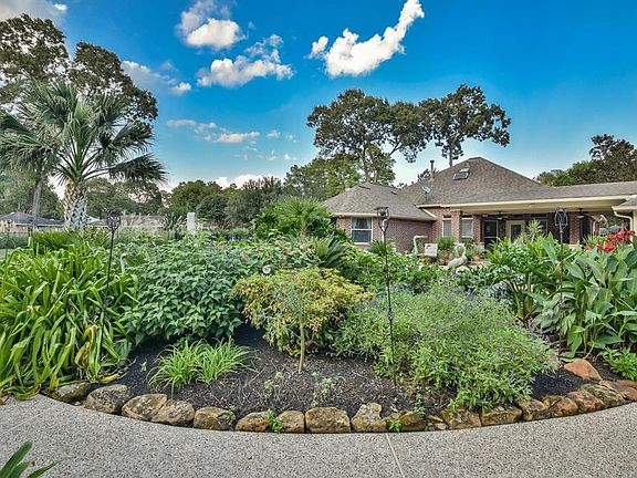 5th image of 22611 Three Pines Dr