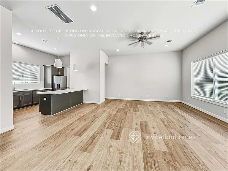 10534 Executive Lake Dr — Photo 6