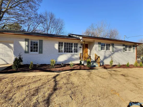 3406 Oakmont Ave NW, Huntsville, AL 35810