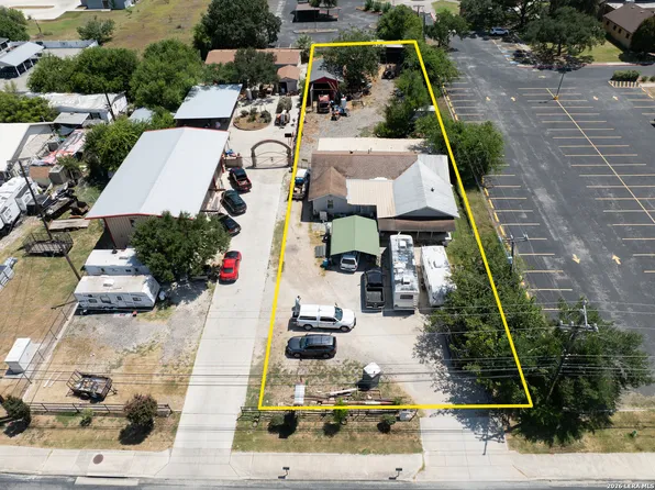 6764 Crestway, San Antonio, TX 78239