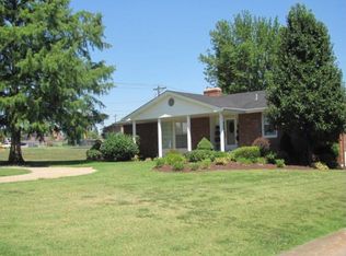 9812 Sappington Rd, Saint Louis, MO 63128