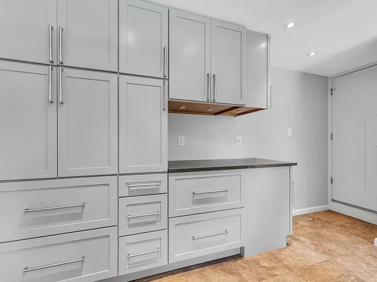3015 High Pointe Ct — Photo 18