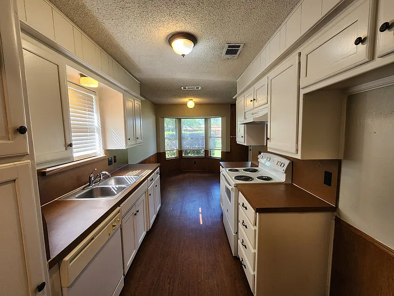 4617 Aspen Way — Photo 8