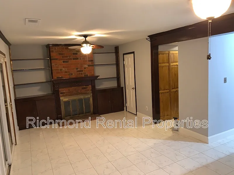 Building Photo - 4 Skipwith Green Cir