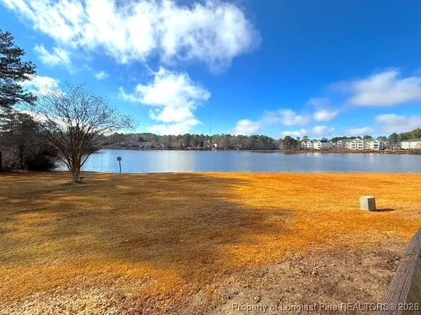 492 Lands End Rd, Fayetteville, NC 28314