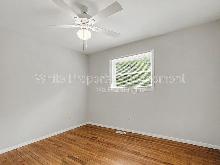 9131 Feldbank Dr — Photo 8