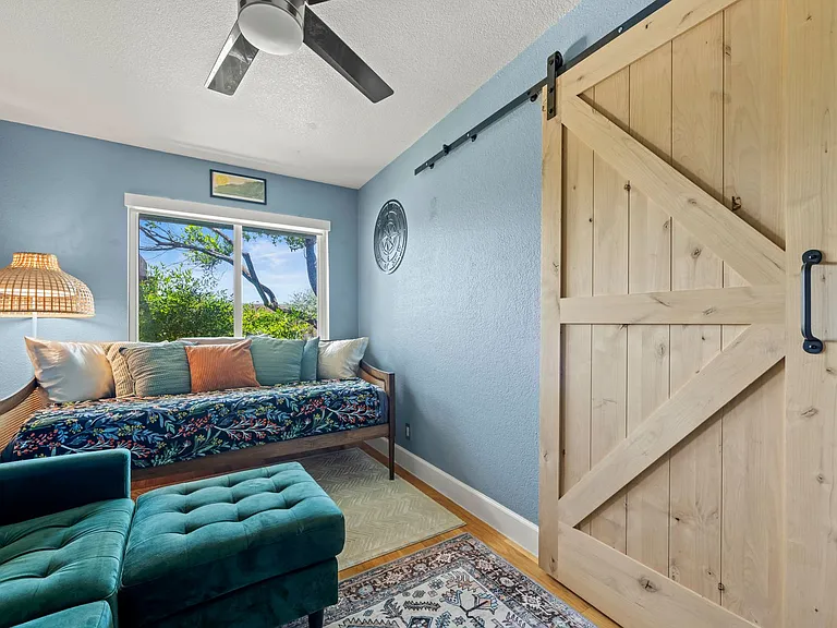 1510 Coronado Hills Dr — Photo 15