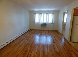 3218 44th St #2, Astoria, NY 11103