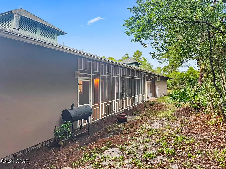 216 Sundial St — Photo 23
