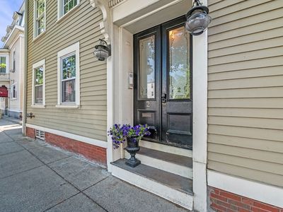 2 Hawthorne Blvd #4, Salem, MA, 01970