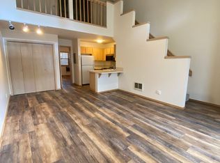 105 Country Club Rd Unit 12, Hood River, OR 97031