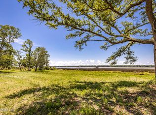 5911 Mary Mahoney Dr, Ocean Springs, MS 39564
