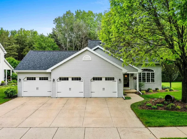 1316 E Keystone Ln, Appleton, WI 54913