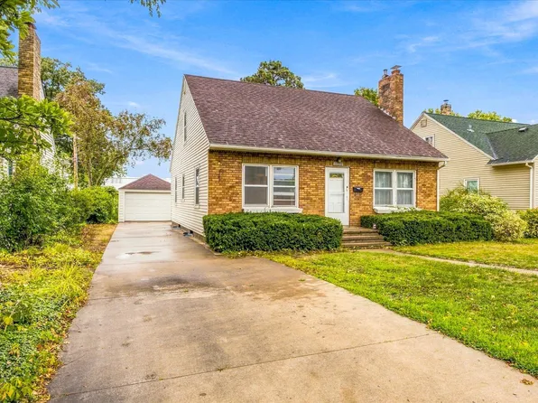1716 W 5th St, Red Wing, MN 55066
