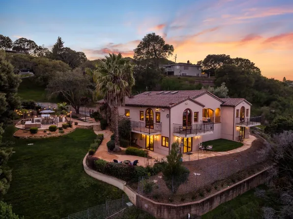 630 Kingston Rd, Belmont, CA 94002