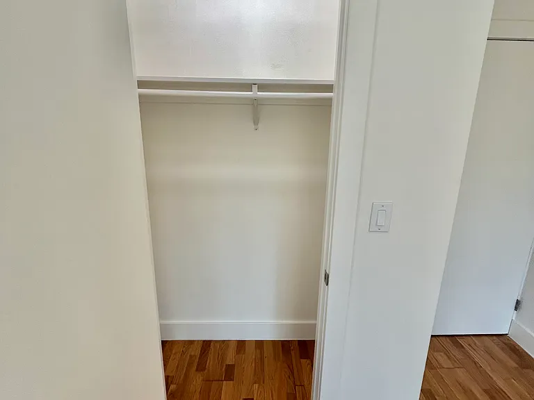 1379 Revere Ave #B — Photo 22