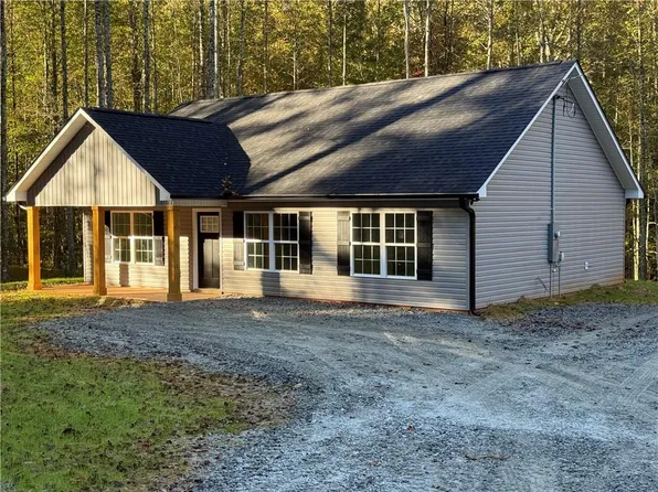 120 Sanders Blvd, Dahlonega, GA 30533