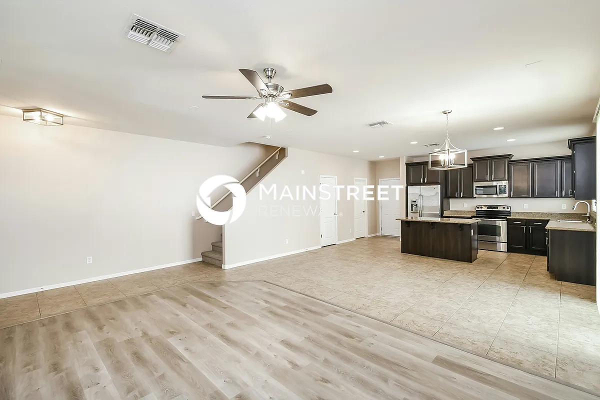 Living Room - 4055 E Tulsa St