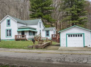 11689 Carbondale Rd, Nelsonville, OH 45764