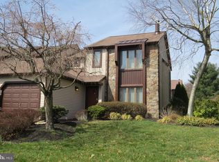 706 Trowbridge Dr, Southampton, PA