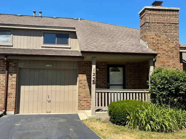 123 Mohawk Trl Unit B, Lake Zurich, IL 60047