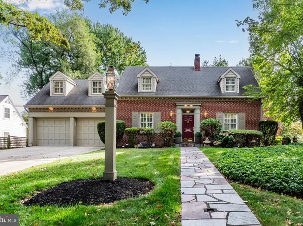 527 Devon Rd, Camp Hill, PA 17011