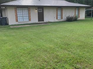 348 Meadow Lane Dr, Elmore, AL 36025