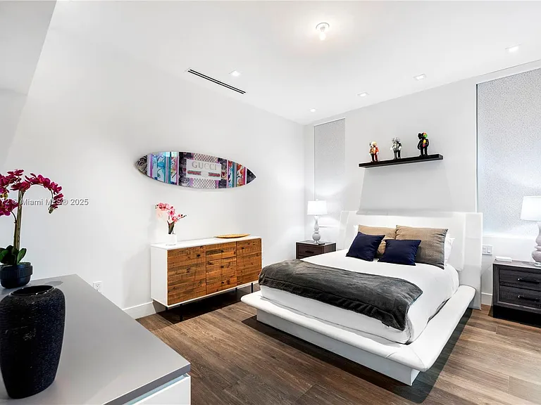 1400 Bayview Dr — Photo 28