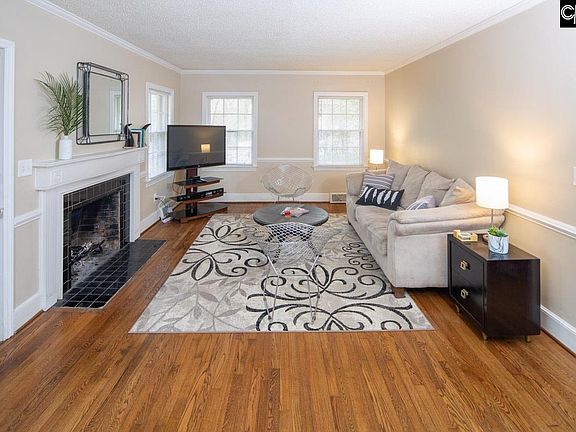 3rd image of 3319 Westbury Dr