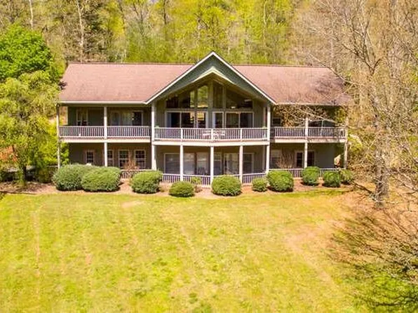 4192 Asheland Overlook, Young Harris, GA 30582