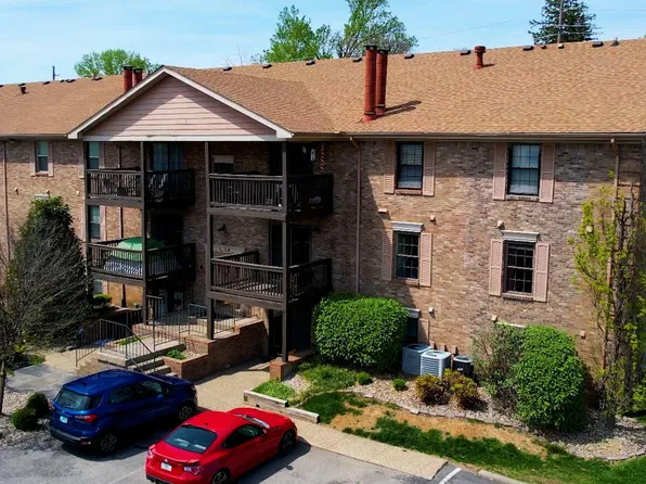 9804 Whipps Mill Rd Unit 6, Louisville, KY 40223