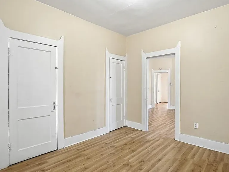 2605 Washington Ave — Photo 7