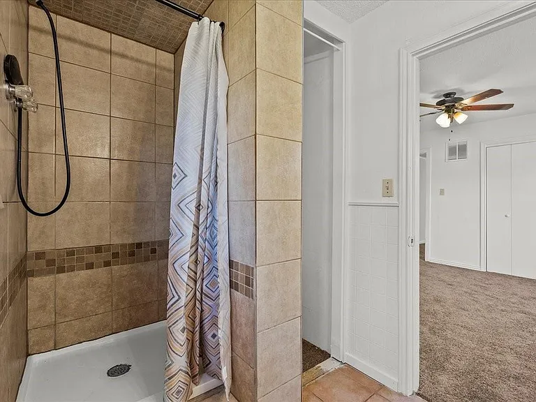 1002 Orange St — Photo 33
