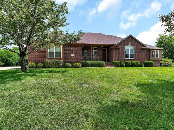 1738 N Sagebrush St, Wichita, KS 67230