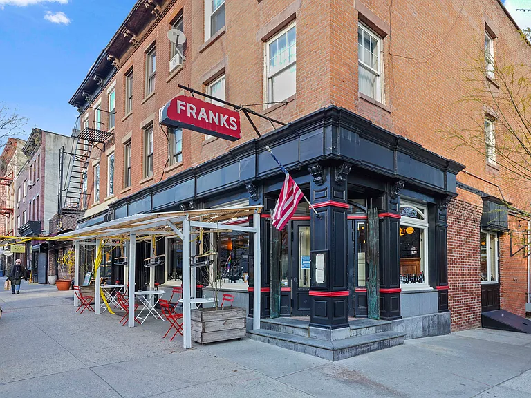 562 Court St #5B — Photo 20
