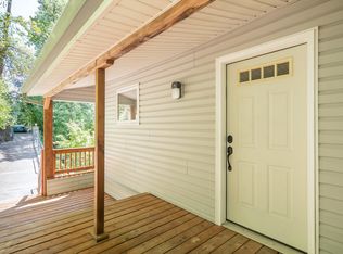 1120 SW Broadway Dr, Portland, OR