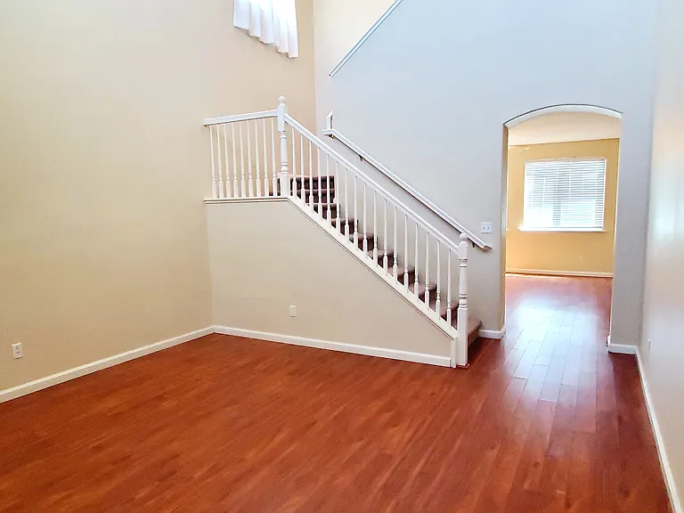 1618 Fontanella Way — Photo 5