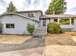 3551 Oakmont St NE, Tacoma, WA 98422