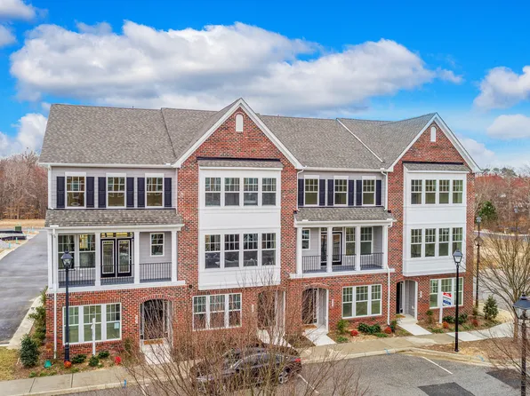 501 Violet Ct, Newport News, VA 23602